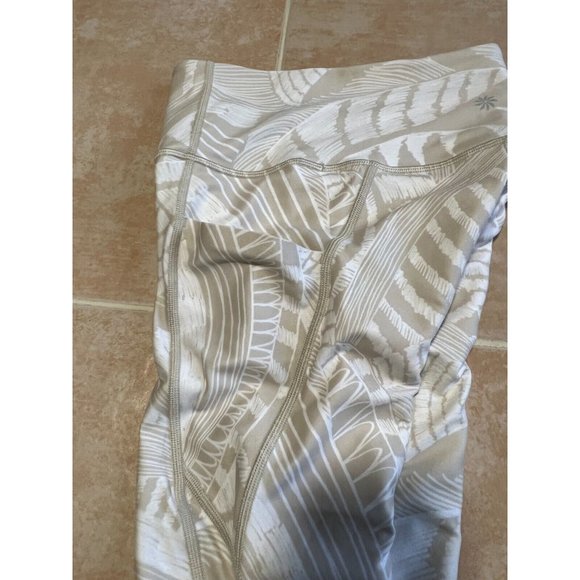 Athleta WORN ONCE  crop Legging‎ powerfully worn beige size xxs - Picture 5 of 10